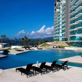 Apartamento con piscina